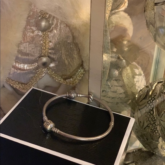 SOLD OUT - Picture 6 of 8